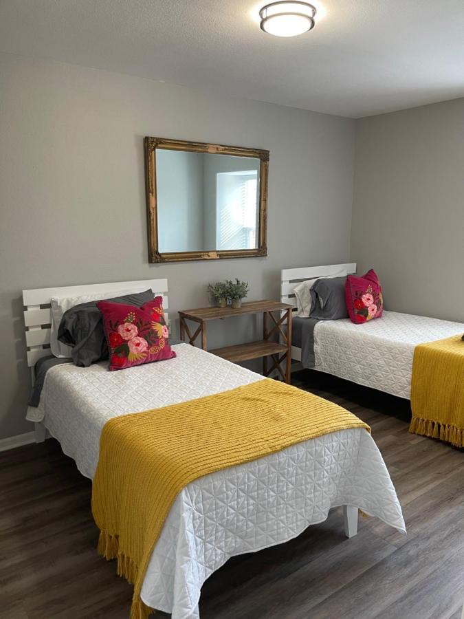 The Deannie Apt #6 - Simple And Homey 2Bd W/ Wifi Hamilton Buitenkant foto